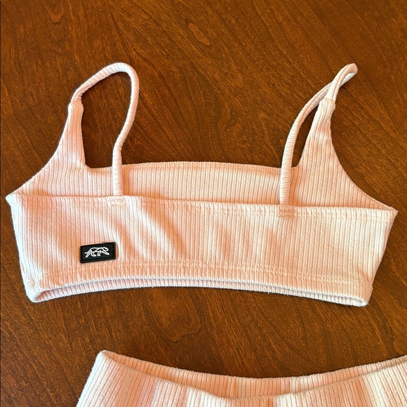 Light Pink Ribbed Two-Piece Dance Set - Picture 4 of 7